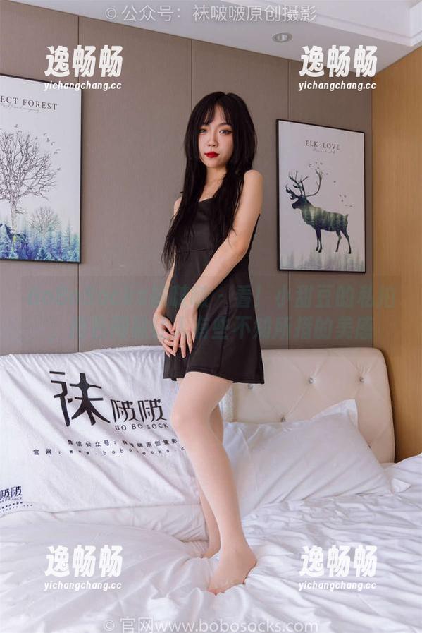 BoBoSocks袜啵啵 - 看！小甜豆的私拍，肉色网袜让人有些不知所措的美感