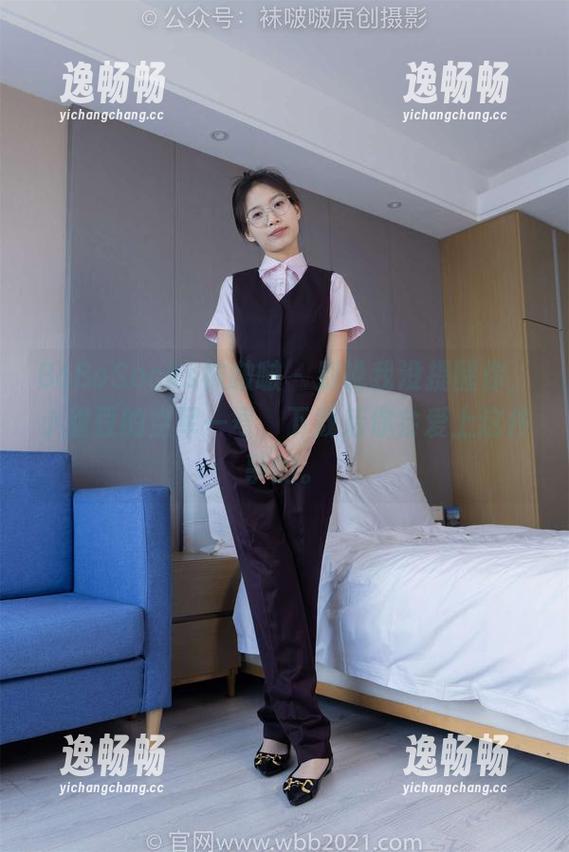BoBoSocks袜啵啵 - 别说我没提醒你，小甜豆的空军一号，下载后你会爱上这件事的。