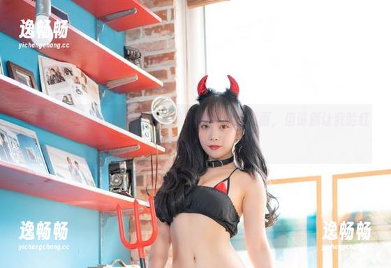 Dami(퀸다미)的皮衣美图，高清到可以当桌面，但请别让我脸红到‘关机’！