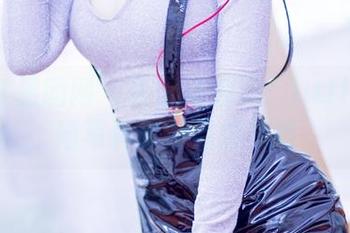 GIRLT果团网 – 长腿与潮流：little贝壳喵写真集的另类视角