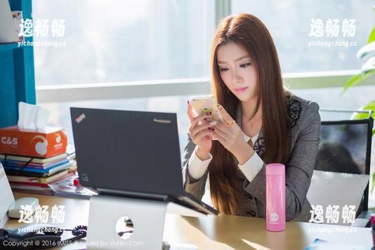 IMiss爱蜜社 - 九尾Ivy的礼服，资源很碉堡啊！怎么这么好看？