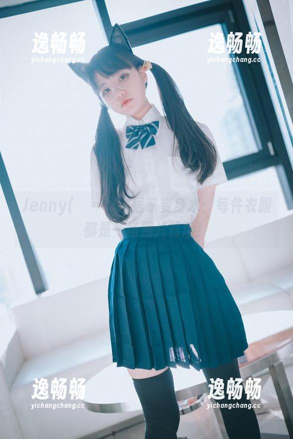 Jenny(정제니)的居家变身术：每件衣服都是一场照片冒险！