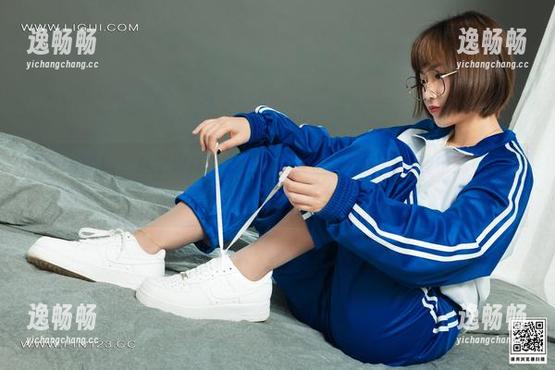 Ligui丽柜-洋洋 Ligui丽柜 - 这个洋洋的皮衣系列,让我恍惚以为我也能驾驭这样的气场!