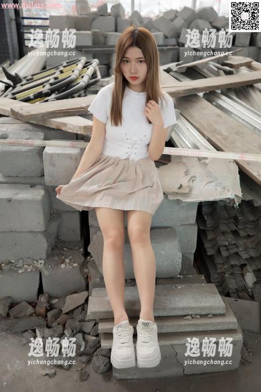 MSLASS梦丝女神 - 别眨眼，夏素写真开启了‘少女’新境界！图包开启中…