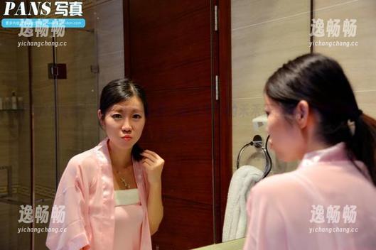PANS写真 - 每一张都快要“掉下去”的禾禾天台图片合集，真是刺激。