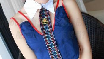 QingDouKe青豆客 – 谭晓彤的写真，制服是真身还是反转戏？