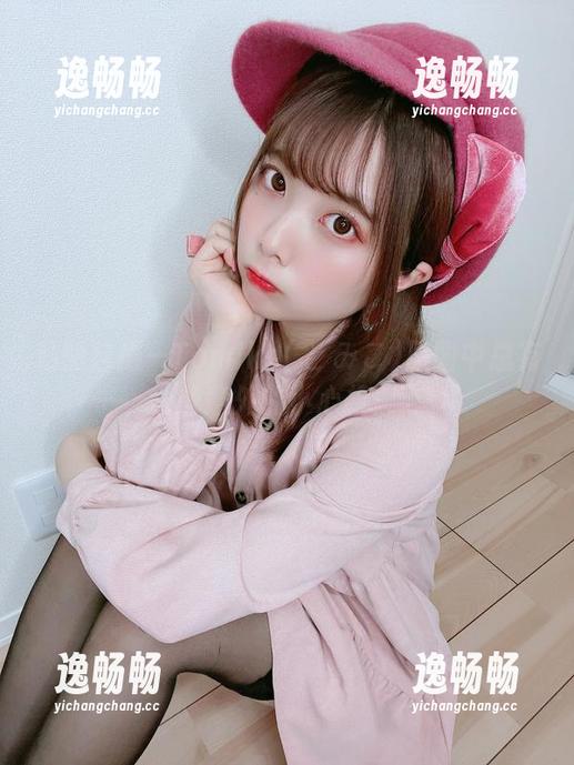 私服自撮—Tomiko(とみこ)原图中总有些意外的小心机！