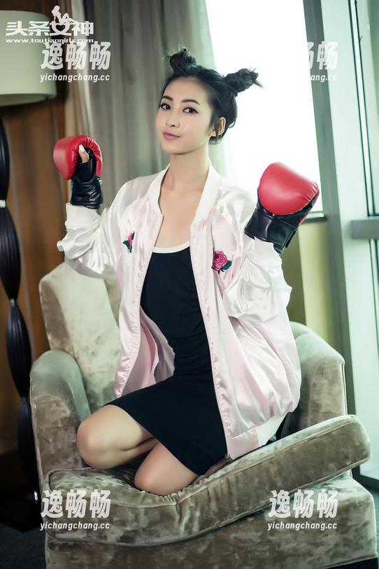 TouTiao头条女神 - 不下载李由美这组连衣裙套图，你会不会觉得人生少了点什么？