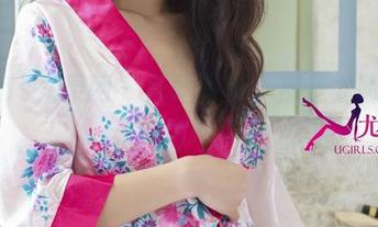 UGirls尤果网 – 黑丝写真：那是尤娜娜的一种大胆态度