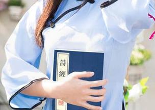 UGirls尤果网 – 张熙儿的礼服图包，真的是让我多停留了几秒…那种感觉，唉。