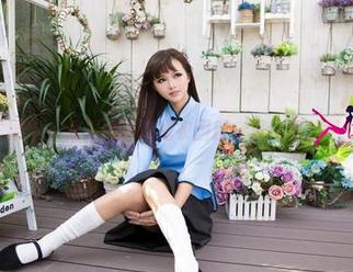 UGirls尤果网 – 杨乔之开赴睡衣国度，写真里的‘慵懒气场’