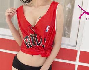 UGirls尤果网 – 齐贝贝运动挑战，更新原图！谁能猜出我在做什么？