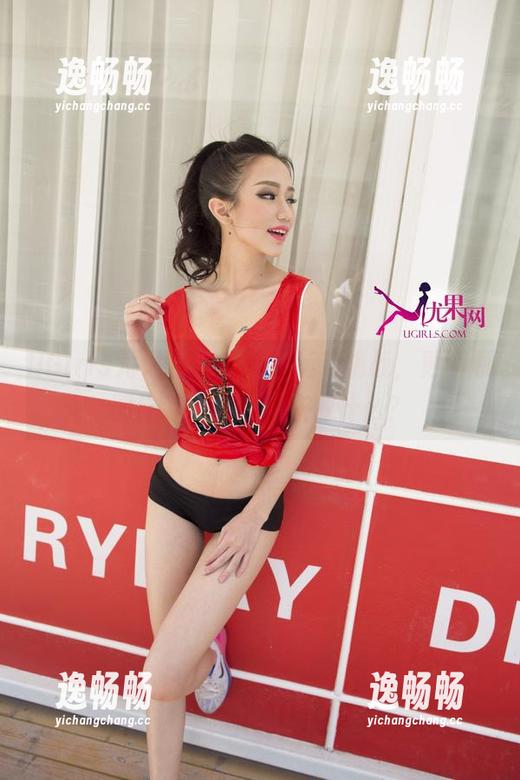 UGirls尤果网 - 齐贝贝运动挑战，更新原图！谁能猜出我在做什么？