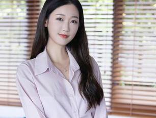 Xiuren秀人网 – 来来来，伊一Moon的空姐合集网盘闪亮登场，像是在搭乘一场空中旅行！