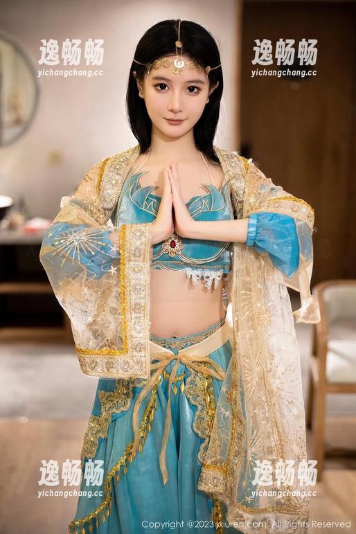 Xiuren秀人网 - 女友写真合集，大白兔吖这角度，意识不到的尴尬。