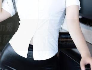 Xiuren秀人网 – 媛媛酱belle的黑丝写真精选，难道是黑色魔法吗？