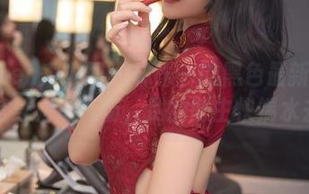 Xiuren秀人网 – 林乐一的黑色最新合集，这身材这气场，别的博主快端水去！