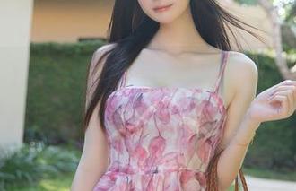 Xiuren秀人网 – 观看林文文yooki学妹的瞬间，一不小心被原图抓了心
