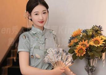 Xiuren秀人网 – 茜茜Kimi图包！长腿视角，真以为腿是她的全部？