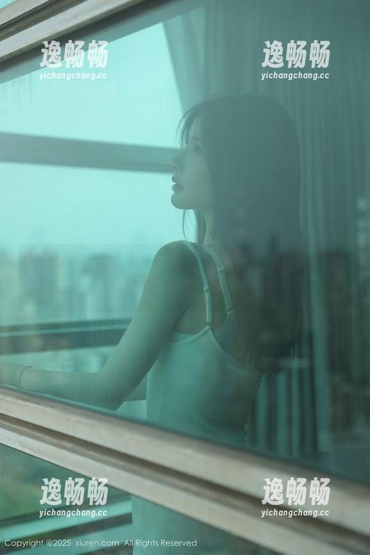 Xiuren秀人网 - 制服控福音：软软子的绝美写真合集！
