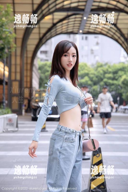 Xiuren秀人网 - 学姐陈思琪Art的双面人生，套图合集一下子就让人着迷了！