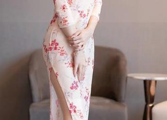 Xiuren秀人网 – 从未见过私拍喜爱者顾楚楚Maily，竟能把睡衣穿得如此有魅力，真该做个睡衣模特才对。