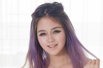 YouWu尤物馆 – 被FoxYini孟狐狸的蕾丝合集拯救了，你等的网盘链接果然不让人失望。