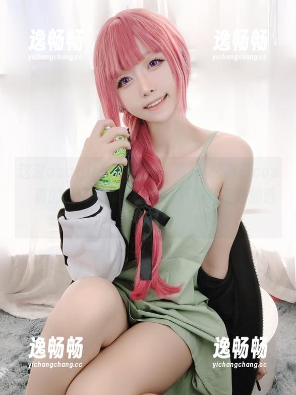 这波asagiriai(爱ちゃん)风纪委员cos，真的是萌到我了，果断下载就是对的选择！