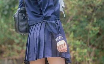 跟随nagisa魔物喵的私拍，品味小恶魔的奇幻之旅