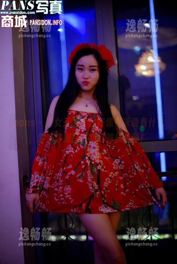 pans - “女王”全套好像在诉说着什么，梦梦你别探讨我这神秘色彩！