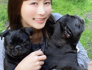 巨大天台里的贴身いくみ(育美)：cos怎么这么养眼？