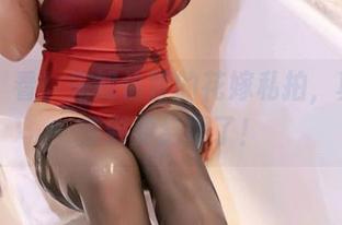 丽柜 – 看！先知怡萱的花嫁私拍，真把我撩到要结婚了！