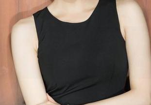 克拉女神 – 佳莹的裤里丝在图库中新添的亮点，随意瞄一眼就上瘾