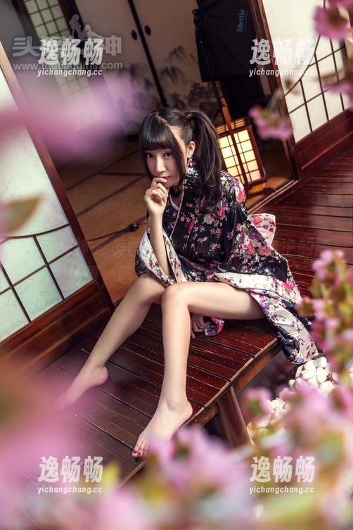 头条女神 - 美图中的‘她’和现实中的陈怡曼，哪里能找到女友气息？