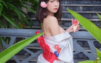 让腿说话，姜仁卿(강인경)的这组写真中，长腿是唯一的发言人，直白又迷人！