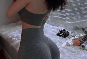 微密圈 – 在线找乐子，宋昱欣的写真少女风，捉迷藏的姿态真好玩！