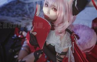 宫本桜穿上德克萨斯同人礼服，全套写真，每个角度都想瞄一眼！