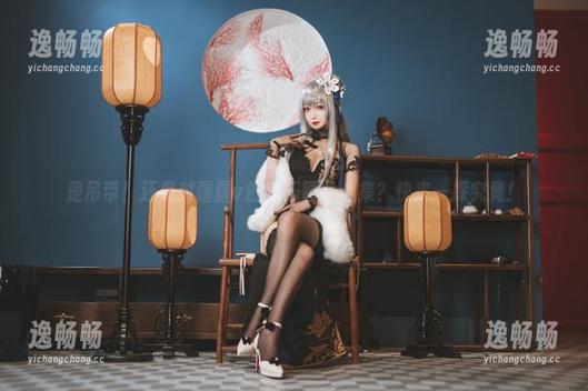 是吊带！还是封疆疆v的欢乐图片合集？快来一探究竟！