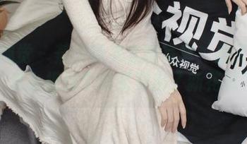 小众视觉 – 燕子带来定制写真：想了很久，怎么把这个套装穿出了新花样？