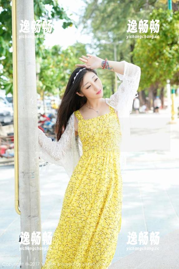 尤蜜荟 - 娜露Selena的网袜写真，我的眼睛在静静流淌……多好看呀
