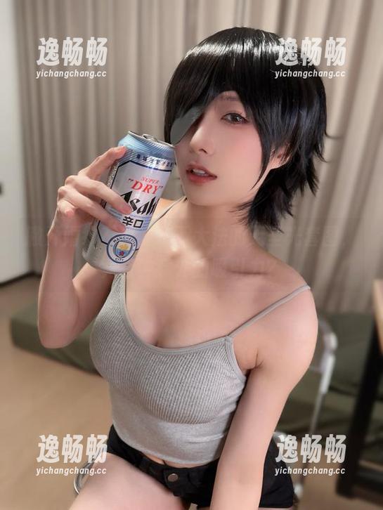 撇开婚纱不说，布丁大法的无圣光套图，竟有种意外的吸引力？