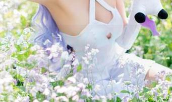 这样穿旗袍还敢出门？希希_啾最新写真气势不凡！