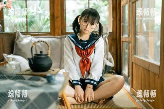 透过晨醒的照片看幼水铃衣，原来我也想这样醒过来！