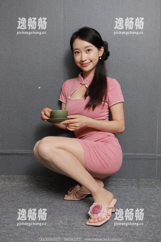 异思趣向 - 表妹黑丝系列：高清美图闪现，犹如我脑中突然冒出的小电影！
