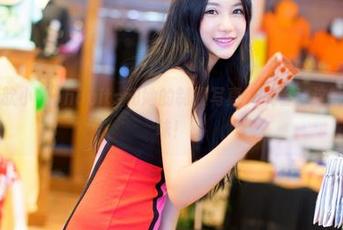 推女神 – 歆小兔chobits和她的制服写真，快看！这就是职场风味！