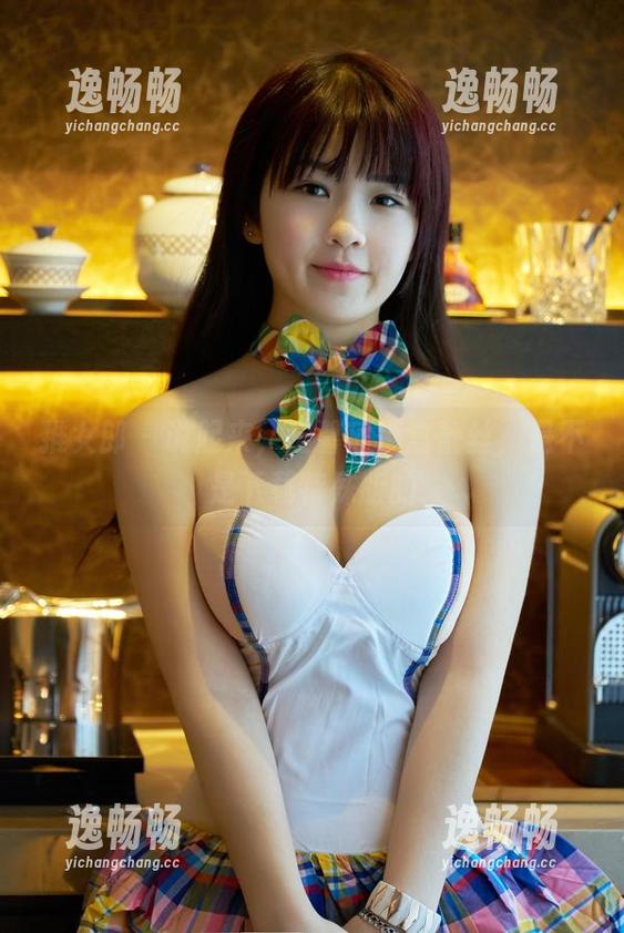推女郎 - 说起来，王馨瑶那盒蕾丝，是不是下载特殊版的