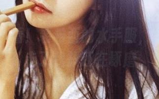 果团网 – 看！裴希西的水手服，船说要开走了我却还在琢磨