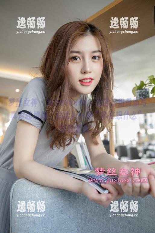 梦丝女神 - Whatever，刘诺这组最新写真里的姐姐，总给人一种“你在想什么”的懵懂感。