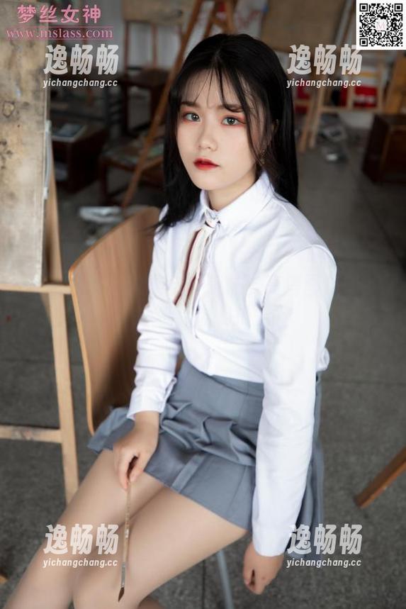 梦丝女神 - 璇璇与长筒袜：高清图集中的小心机，谁能抵挡？