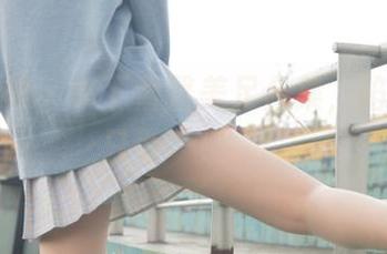 梦丝女神 – 拿下雪馨美足合集，陷入此生只为“足”！
